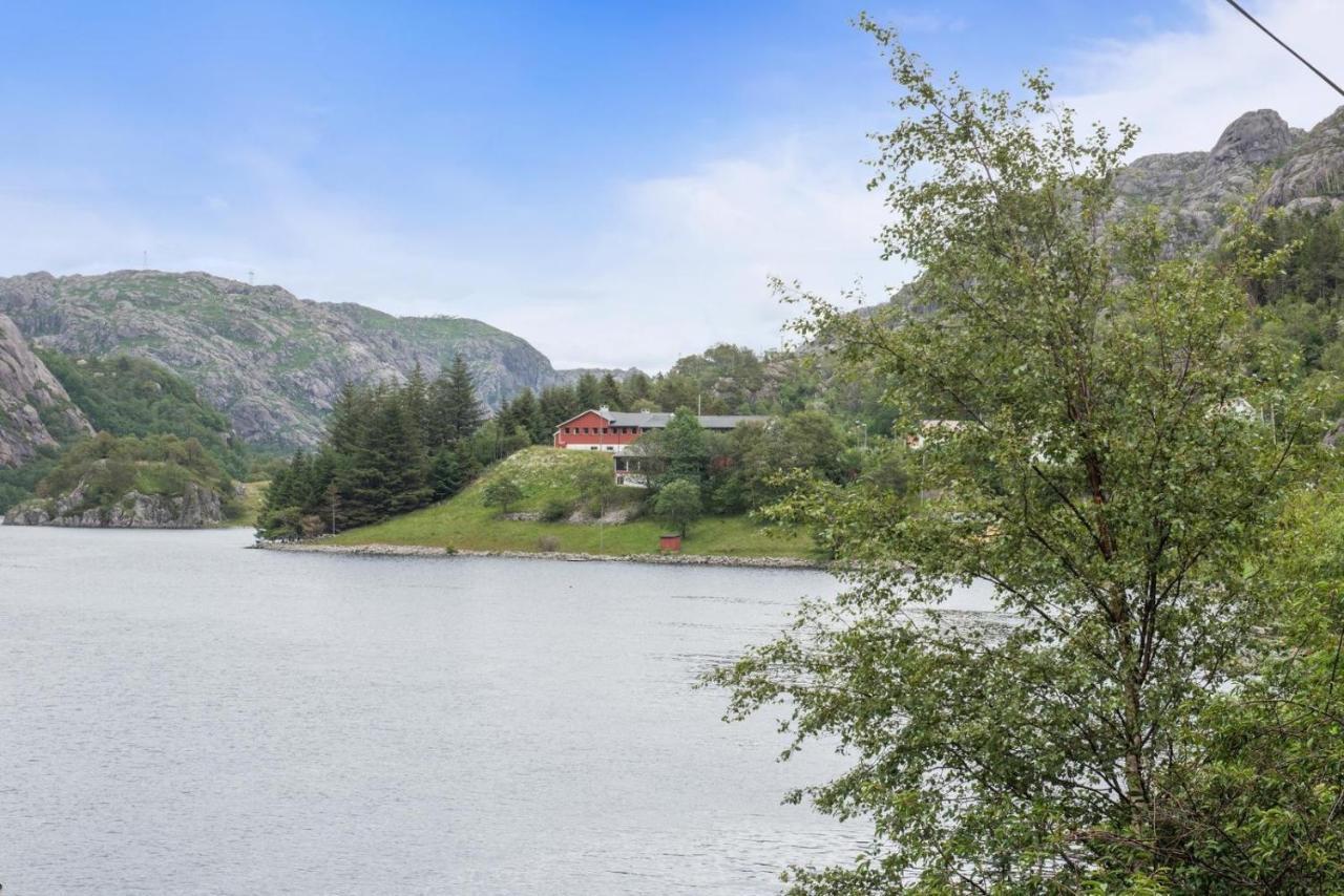 Brufjell Hostel & Parking Flekkefjord Eksteriør billede
