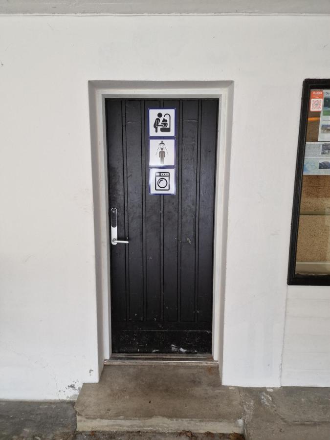 Brufjell Hostel & Parking Flekkefjord Eksteriør billede