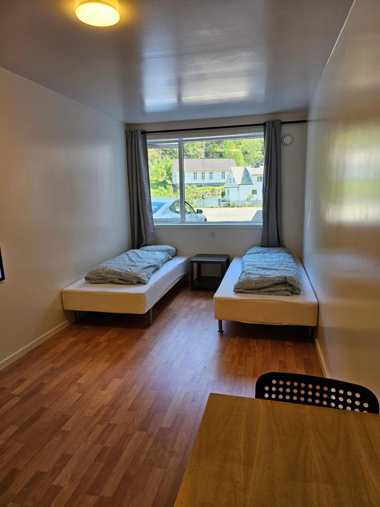 Brufjell Hostel & Parking Flekkefjord Eksteriør billede